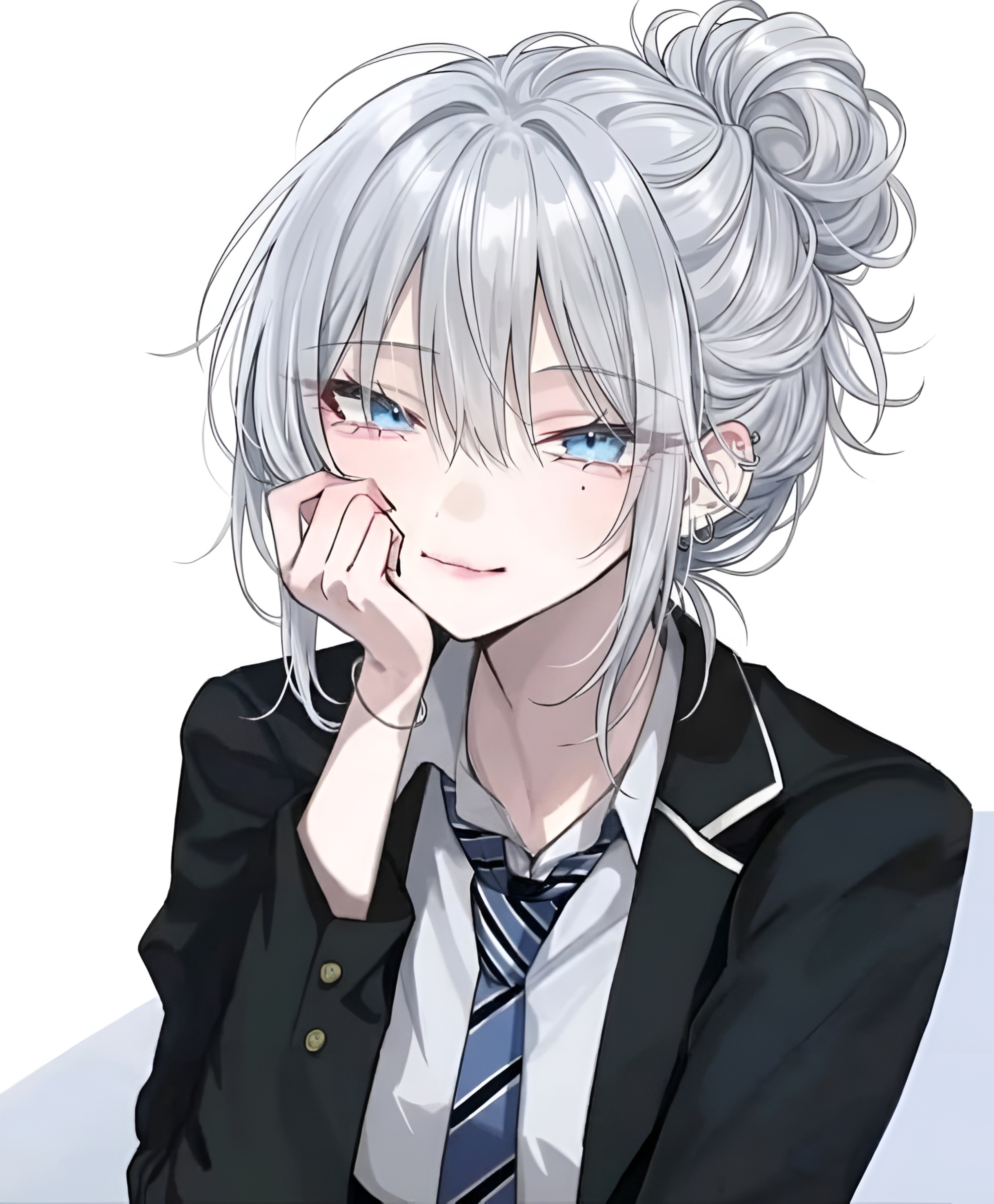 Haimiya Mio Silver Hair Anime Wallpaper 4K