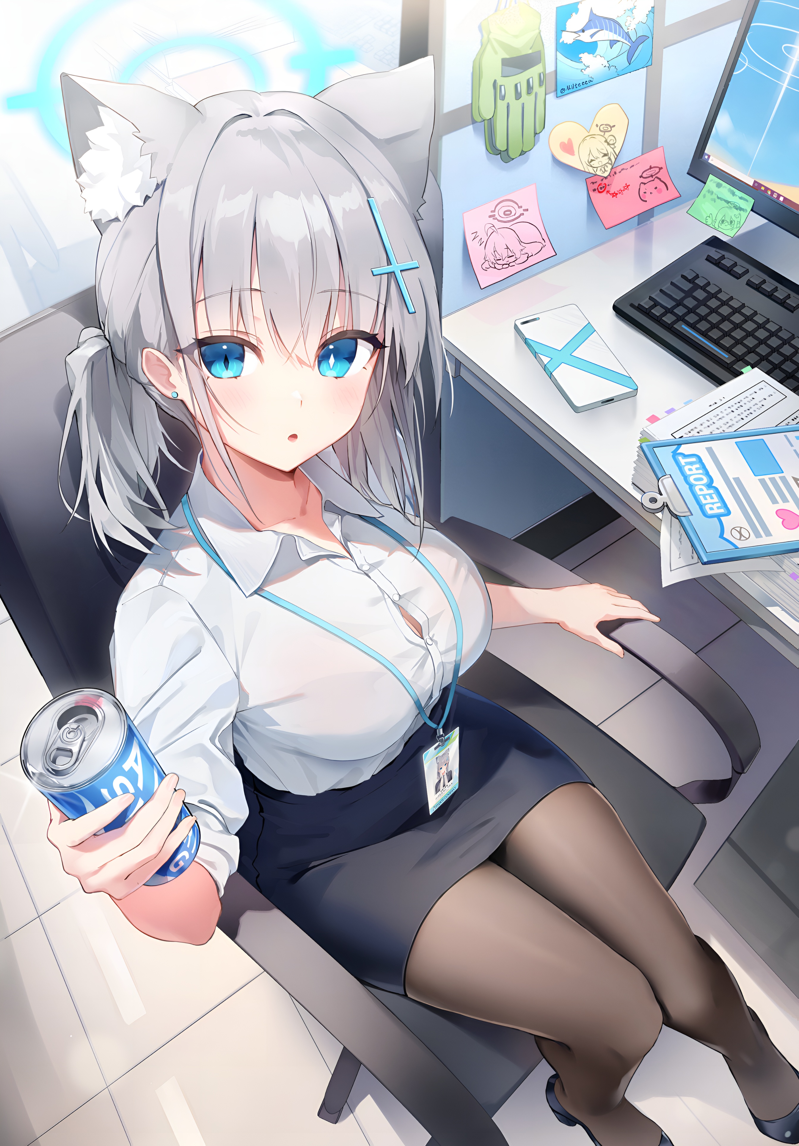 Shiroko Sunaookami Office Worker 4K Wallpaper