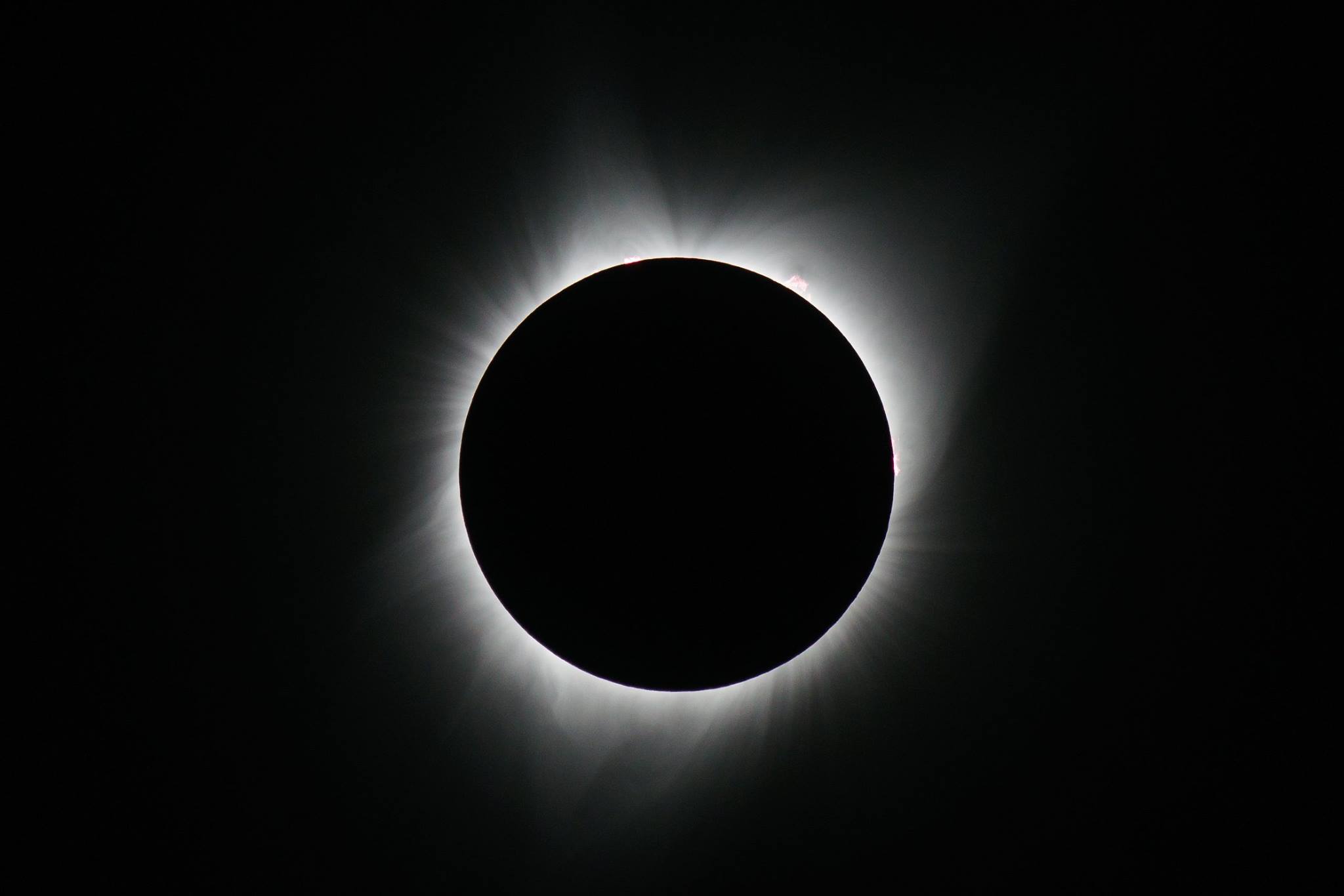 Total Solar Eclipse Wallpaper 4K High Resolution